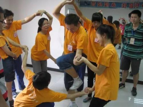 下載 (3).jpg