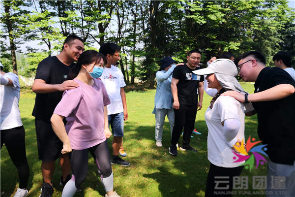 南京培訓拓展公司——蘇博咨詢夏季團建活動