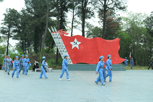 團(tuán)建帶黨建活動(dòng)