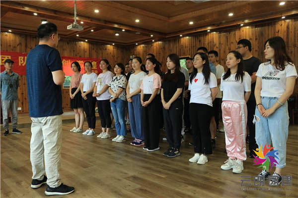 南京定制化團建——伊利月亮灣漂流團建活動