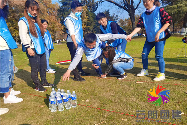 南京市區(qū)拓展訓練——貝唐玄武湖拓展活動