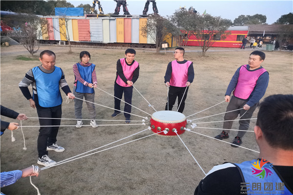 南京杏花村拓展基地團(tuán)隊(duì)拓展活動(dòng)