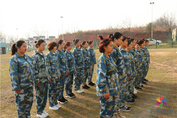 南京企業(yè)軍訓(xùn)_職工軍訓(xùn)活動