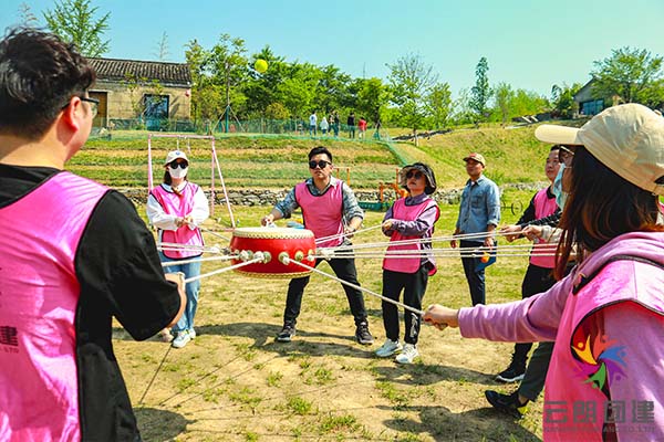 南京拓展訓練公司如何策劃一場團建活動