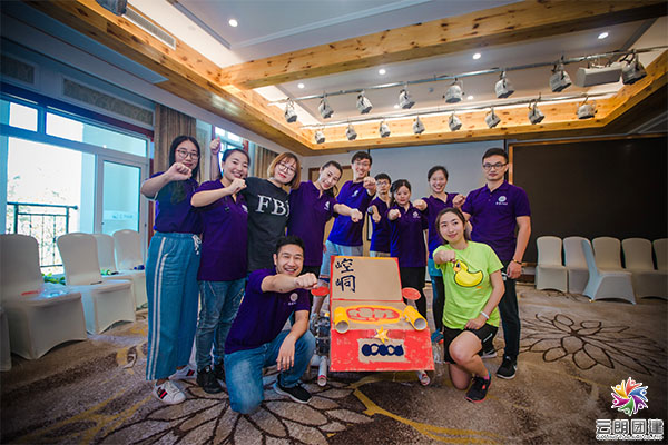 南京團建拓展—F1賽車主題團建活動