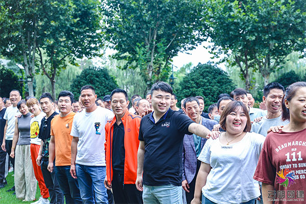 南京旅行團(tuán)建—聯(lián)塑揚(yáng)州兩天拓展